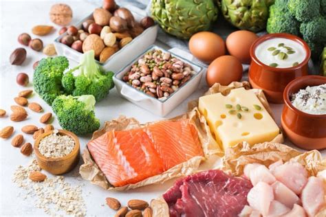 Daha Fazla Protein Yemek Daha Fazla Kilo Veya Vücut Yağ Kaybetmek Yardımcı Olur Mu?